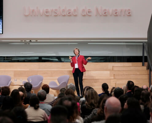 a - Universidad de Navarra